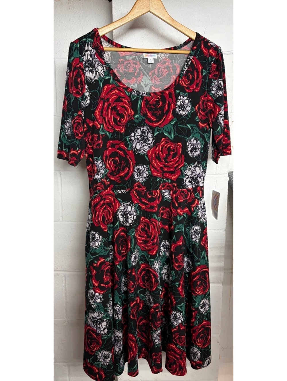 Lularoe XL NWT Nicole dress black, red flowers, pockets